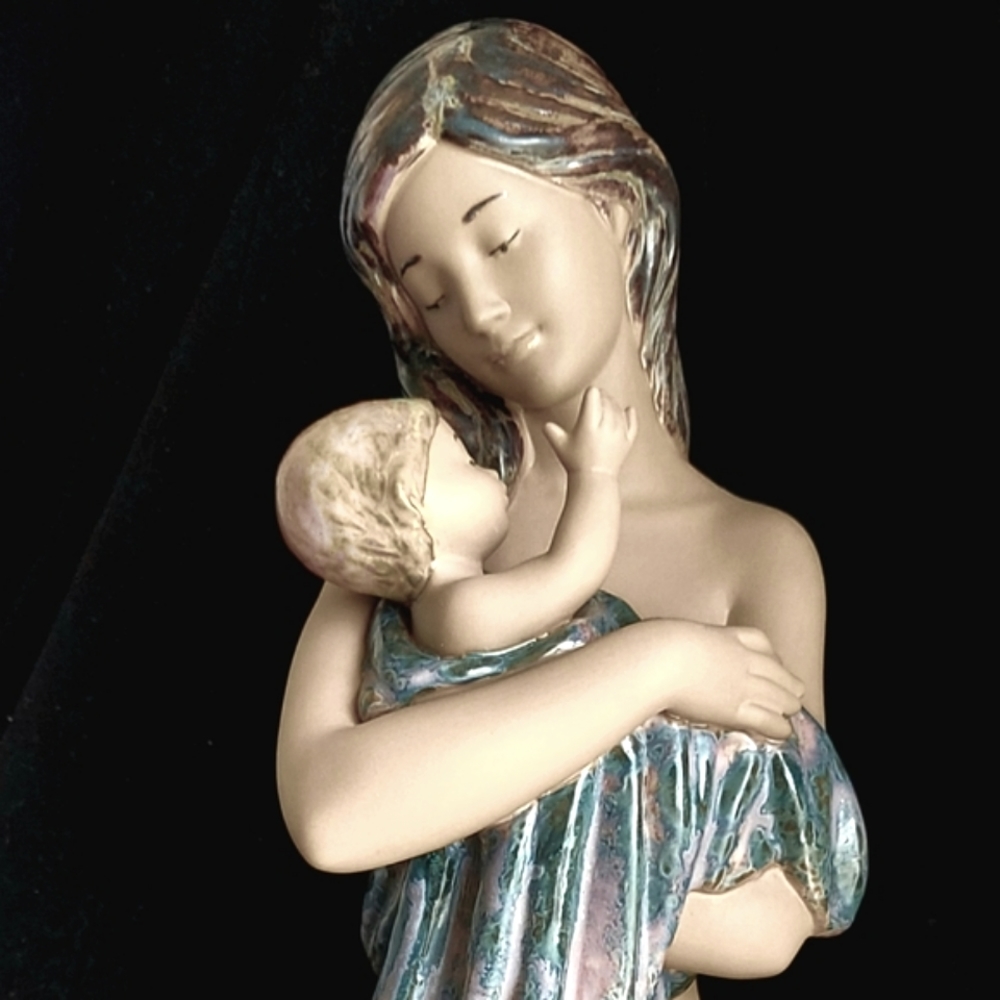 figurine
